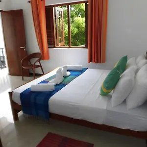 Couette-café Pick & Go White House, Negombo